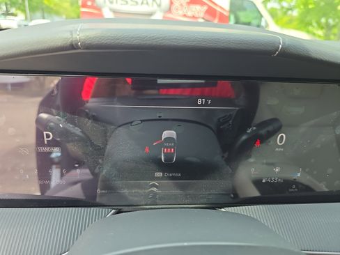 New 2025 Nissan Murano SV image 19