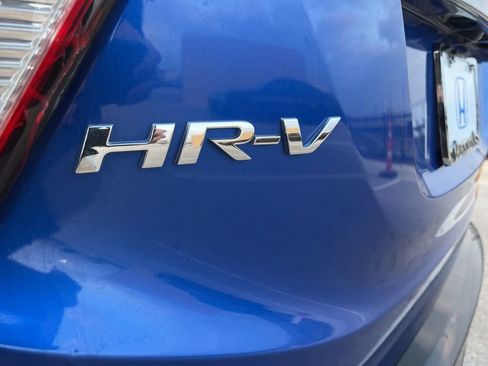 Used 2021 Honda HR-V Sport image 8