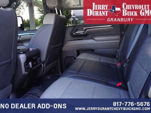 Used 2024 Chevrolet Silverado 2500 ZR2 w/ Technology Package AWD/4WD image 20