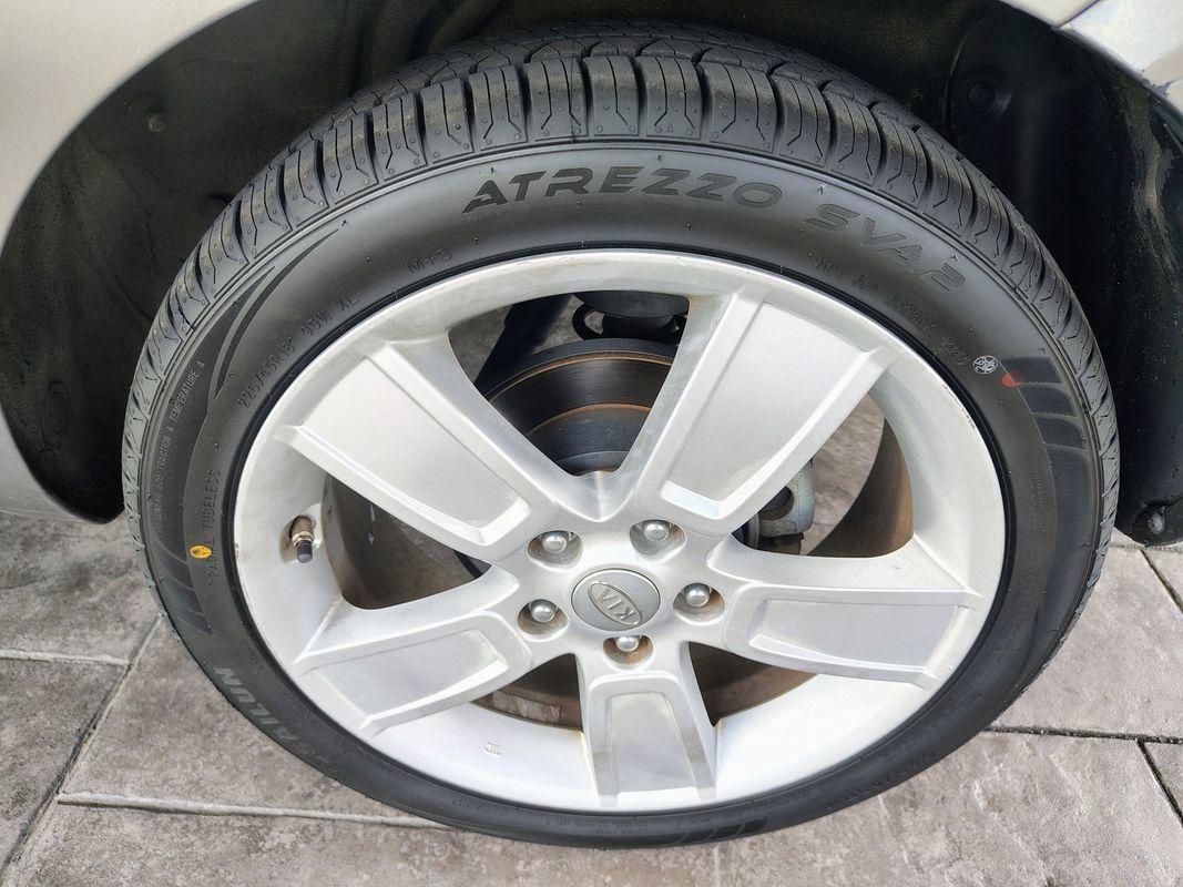 Used 2011 Kia Soul ! FWD image 25