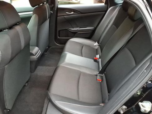 Used 2020 Honda Civic Sport image 9