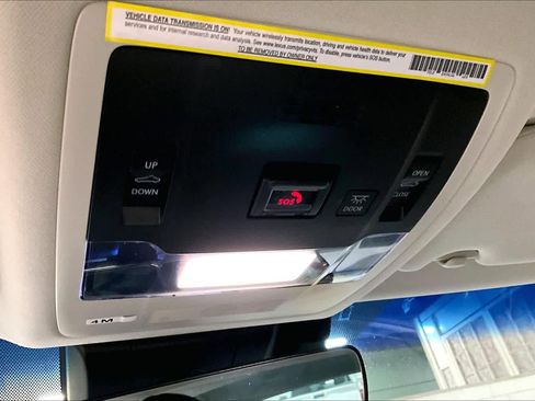 Used 2022 Lexus ES 300h w/ Accessory Package 2 image 35