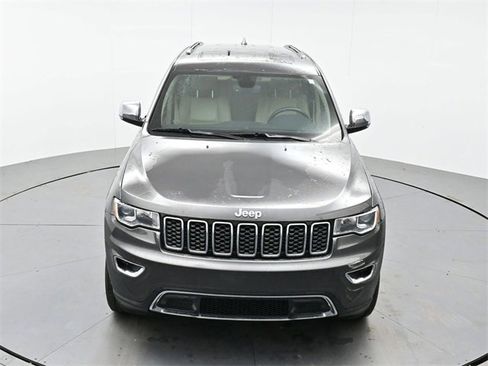 Used 2019 Jeep Grand Cherokee Limited w/ Trailer Tow Group IV image 18