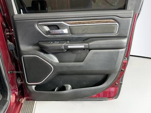 Used 2020 RAM 1500 Laramie AWD/4WD image 30