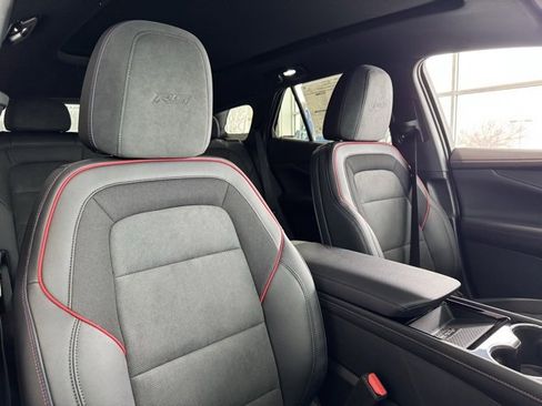 New 2025 Chevrolet Blazer EV RS image 23