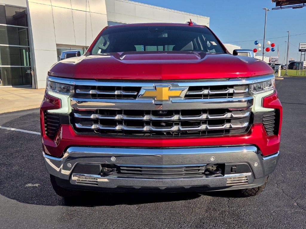 Used 2023 Chevrolet Silverado 1500 LTZ AWD/4WD image 16