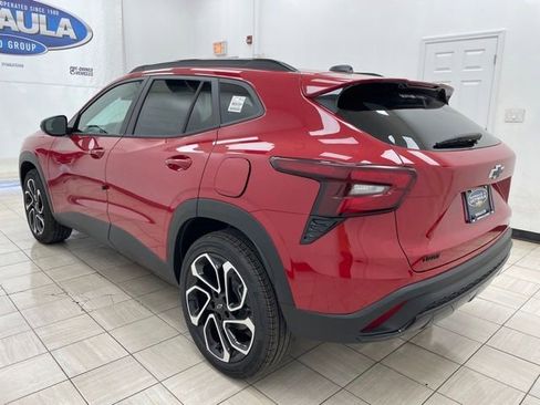 New 2026 Chevrolet Trax RS w/ Sunroof Package FWD image 19