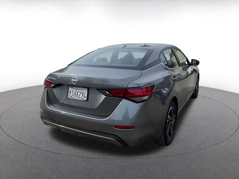 Used 2025 Nissan Sentra SV image 14