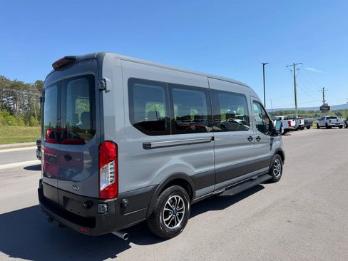 Used 2023 Ford Transit 350 XLT image 4