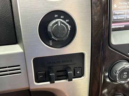 Used 2014 Ford F150 Platinum AWD/4WD image 30