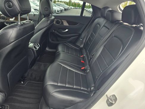 Used 2017 Mercedes-Benz GLC 300 4MATIC Coupe image 19