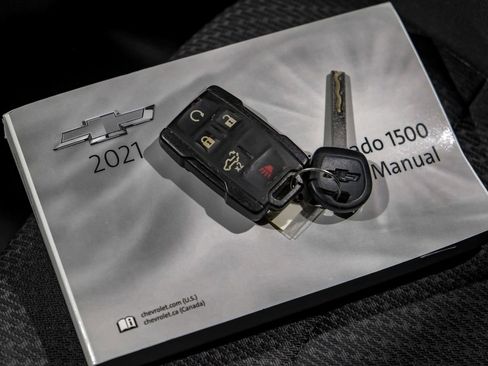 Used 2021 Chevrolet Silverado 1500 Custom image 60