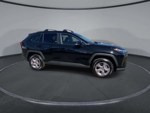 Certified 2025 Toyota RAV4 XLE AWD/4WD image 2