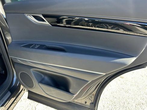 Used 2025 Genesis GV80 2.5T Standard image 22