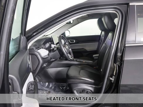 Used 2022 Jeep Compass Latitude image 6