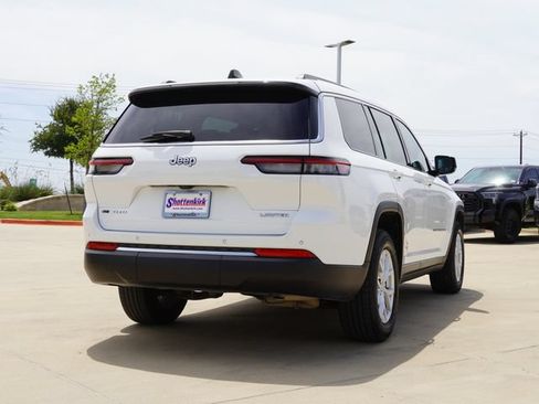 Used 2023 Jeep Grand Cherokee L Limited AWD/4WD image 9