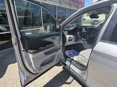 Used 2021 Honda Pilot Special Edition image 13
