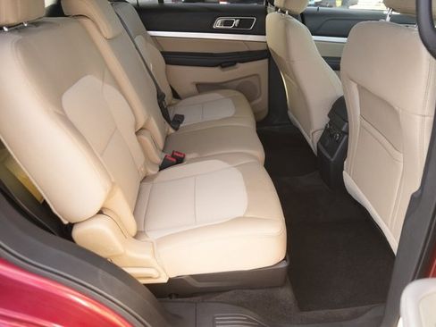 Used 2017 Ford Explorer XLT w/ Equipment Group 201A image 17