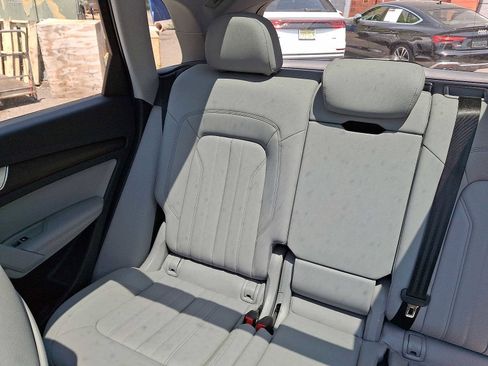 Certified 2021 Audi Q5 Premium AWD/4WD image 12