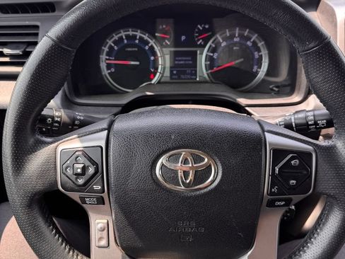 Used 2018 Toyota 4Runner SR5 Premium AWD/4WD image 13