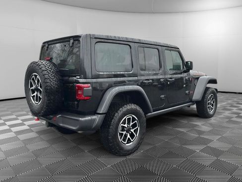 Used 2024 Jeep Wrangler Unlimited Rubicon image 4