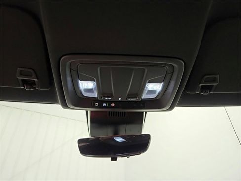 Used 2023 GMC Sierra 1500 AT4 w/ Technology Package image 21