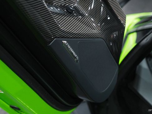 Used 2021 Lamborghini Aventador SVJ image 13