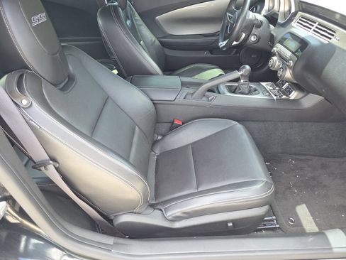 Used 2010 Chevrolet Camaro SS w/ RS Package RWD image 19