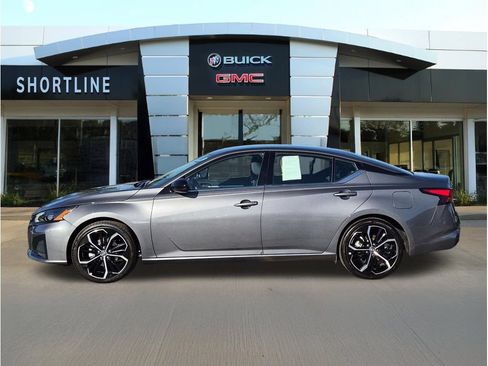 Used 2026 Nissan Altima 2.5 SR FWD image 4