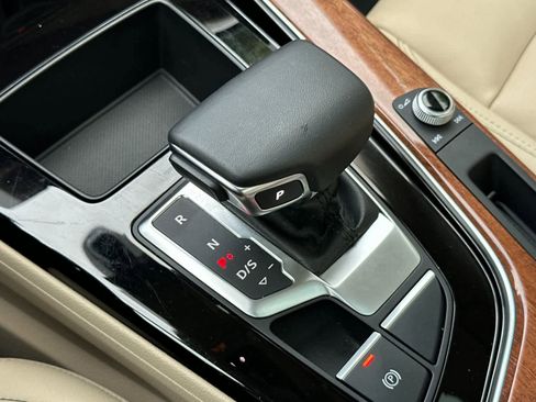 Used 2023 Audi A4 2.0T Premium w/ Convenience Package image 20