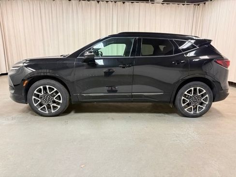 Used 2024 Chevrolet Blazer RS w/ Driver Confidence II Package AWD/4WD image 9