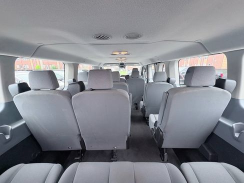 Used 2019 Ford Transit 350 XLT RWD image 28