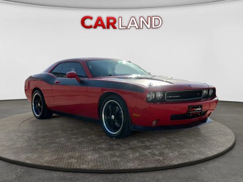 Used 2009 Dodge Challenger R/T RWD image 8