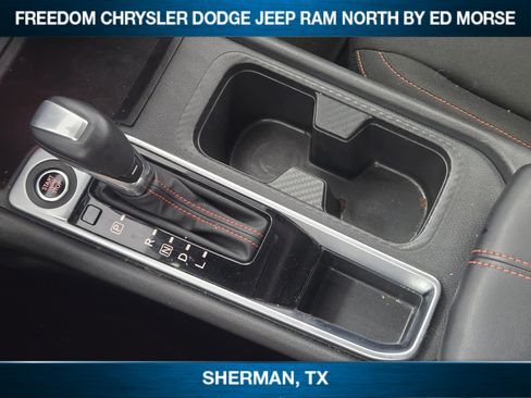 Used 2025 Nissan Sentra SR image 14