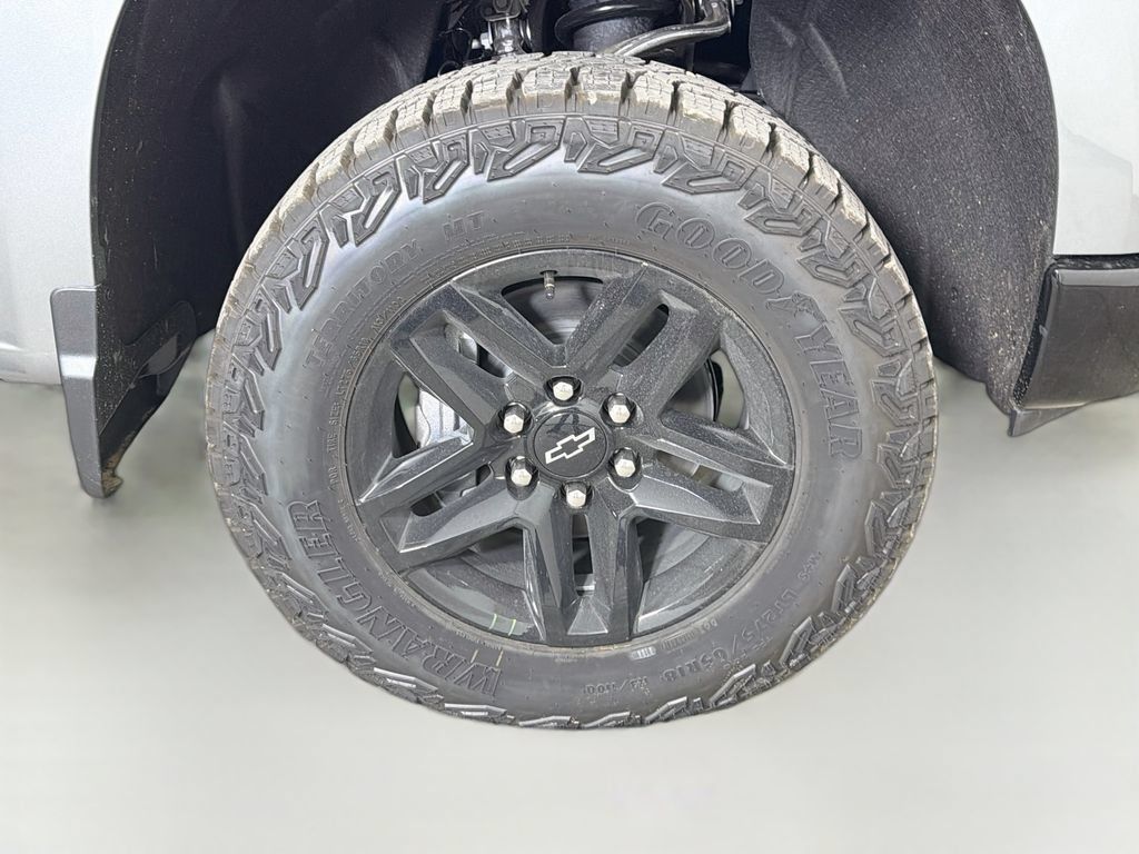 New 2026 Chevrolet Silverado 1500 Custom Trail Boss AWD/4WD image 26