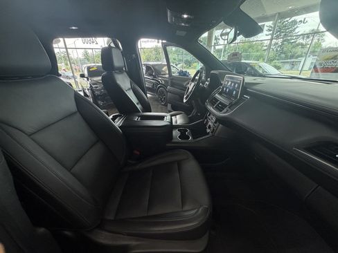 Used 2021 Chevrolet Tahoe Z71 w/ Z71 Signature Package AWD/4WD image 42