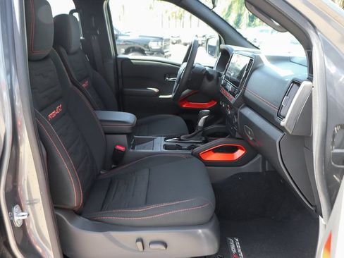 Used 2025 Nissan Frontier PRO-4X w/ Pro Convenience Package AWD/4WD image 42