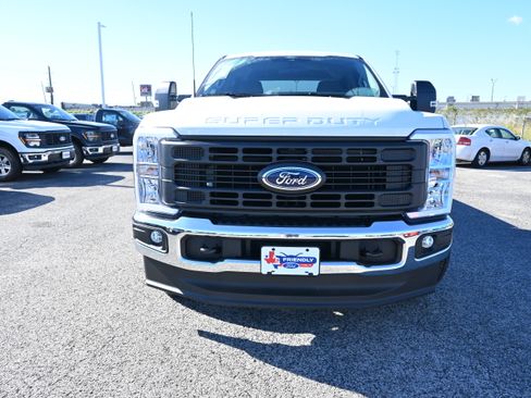 New 2026 Ford F250 XL w/ XL Driver Assist Package image 8