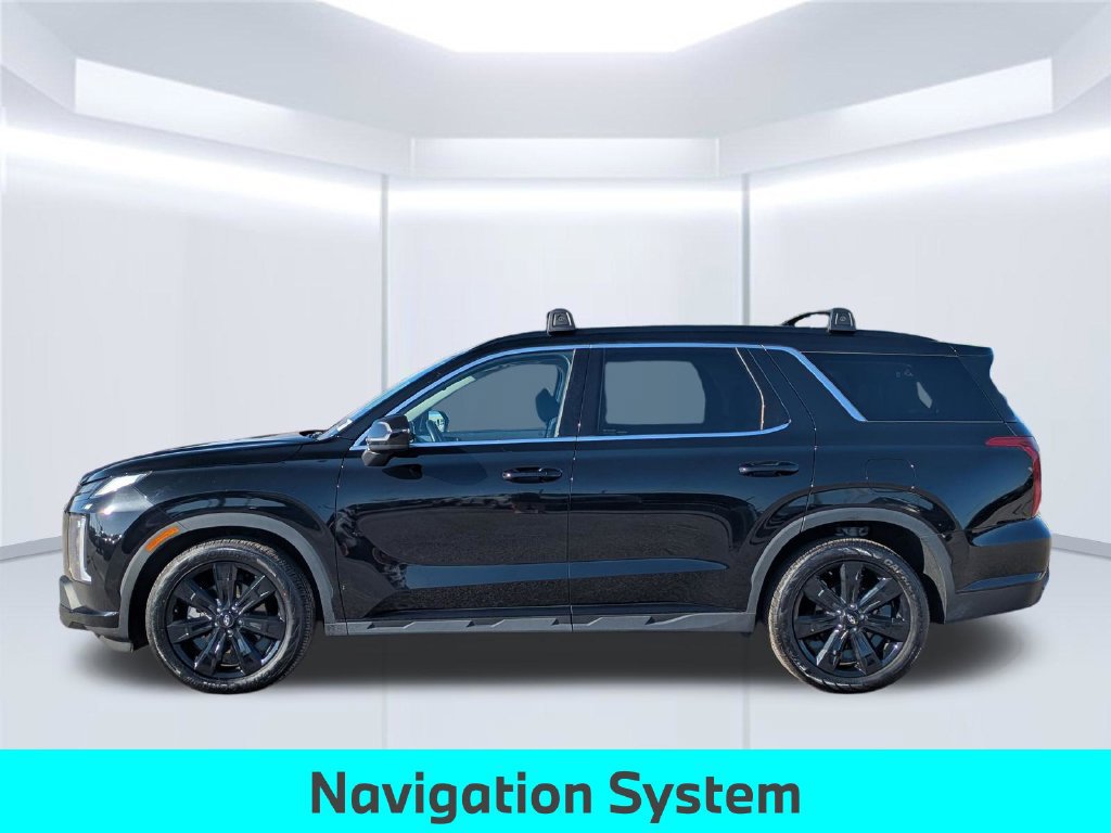 Used 2023 Hyundai Palisade XRT FWD image 2