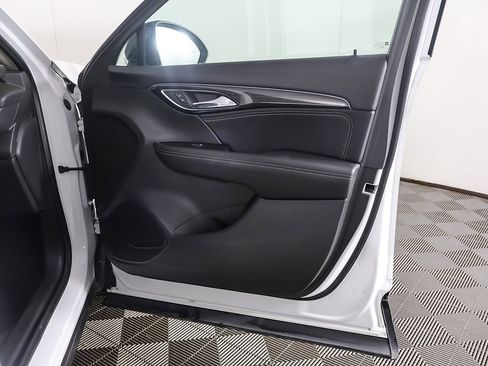 Used 2022 Buick Envision Essence w/ Sport Touring Package image 23