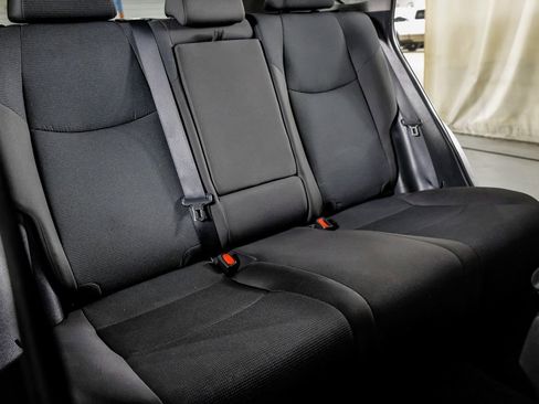 Used 2022 Toyota RAV4 LE image 30