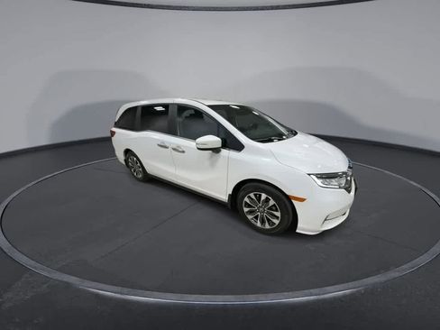 Used 2023 Honda Odyssey EX-L image 2