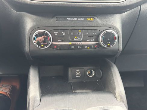 Used 2024 Ford Escape Active image 13