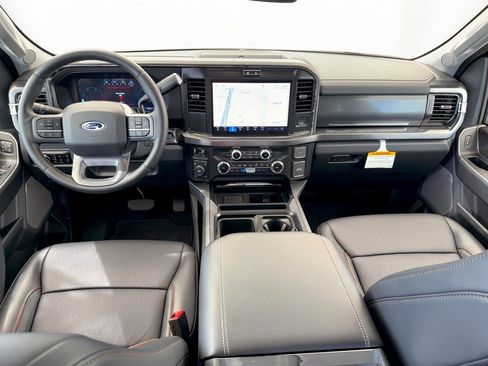 Used 2026 Ford F250 Lariat w/ Chrome Package AWD/4WD image 17