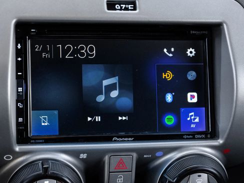 Used 2013 Chevrolet Camaro SS RWD image 34
