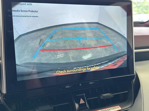Used 2026 Toyota Corolla SE w/ SE Package FWD image 24
