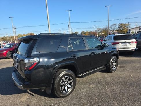 Used 2021 Toyota 4Runner TRD Off-Road Premium image 5