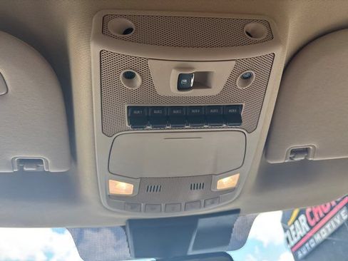 Used 2020 Ford F250 Lariat w/ Lariat Ultimate Package AWD/4WD image 42