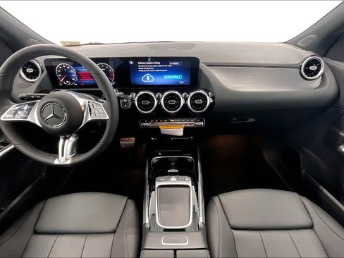New 2026 Mercedes-Benz GLA 250 4MATIC image 5