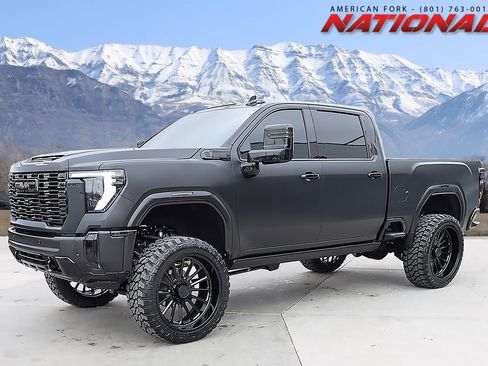 Used 2026 GMC Sierra 3500 Denali Ultimate image 1